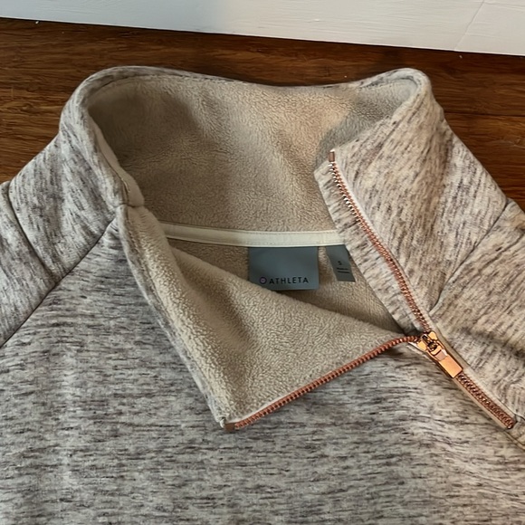 Athleta Cozy Karma Asym Pullover, Oatmeal Heather with Rose Gold Zipper, small - Picture 3 of 9